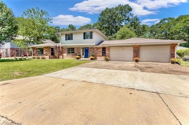 704 AUBURN Drive, Deridder, LA 70634