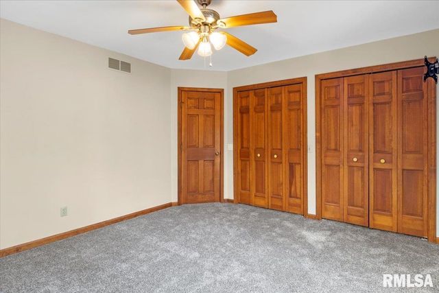 3920 W Bluffs Road, Springfield, IL 62711