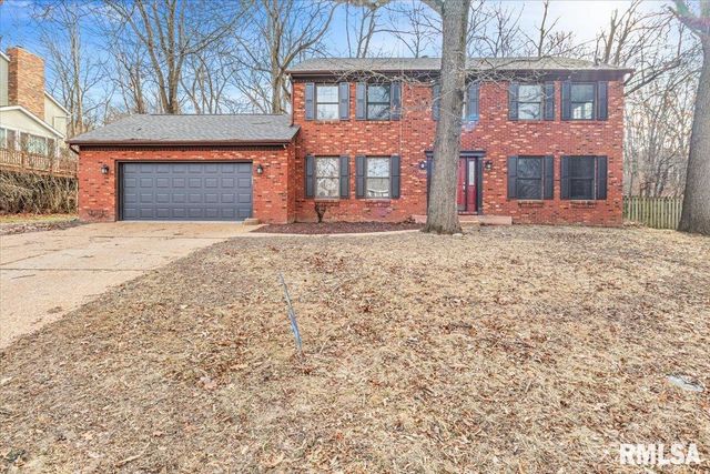 3920 W Bluffs Road, Springfield, IL 62711