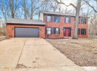 3920 W Bluffs Road, Springfield, IL 62711