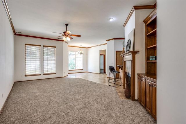 11901 SW 17th Street, Yukon, OK 73099