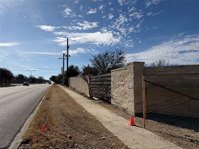 8641 Coit Road 1-8, Plano, TX 75024