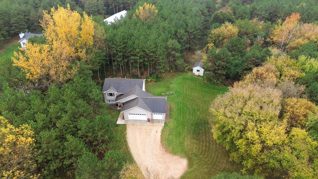 1225 County Road E, New Richmond, WI 54017 — photo 2