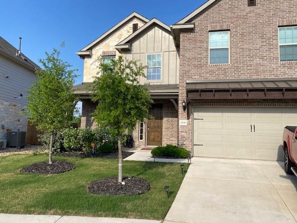 2200 McClendon TRL, Leander, TX 78641