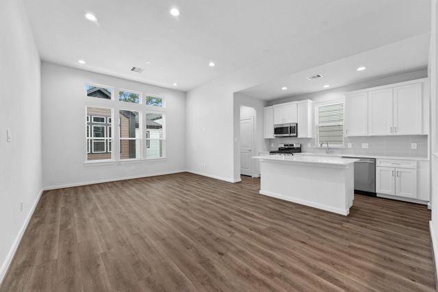 2110 Dewalt Street G, Houston, TX 77088