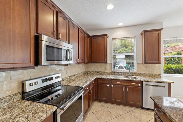 5903 SE Crooked Oak Avenue, Hobe Sound, FL 33455