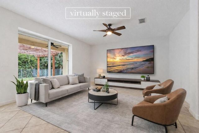 5903 SE Crooked Oak Avenue, Hobe Sound, FL 33455