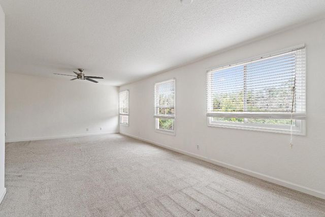 5903 SE Crooked Oak Avenue, Hobe Sound, FL 33455