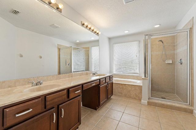 5903 SE Crooked Oak Avenue, Hobe Sound, FL 33455