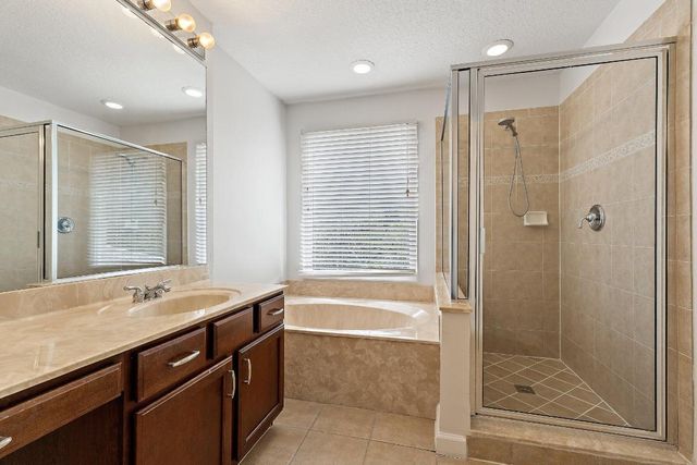 5903 SE Crooked Oak Avenue, Hobe Sound, FL 33455