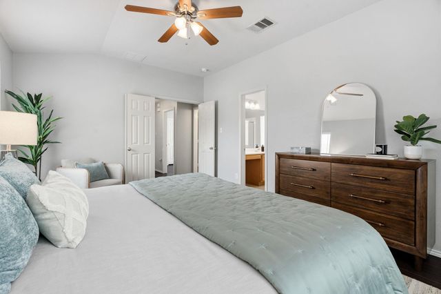 560 Woodsorrel WAY, Round Rock, TX 78665