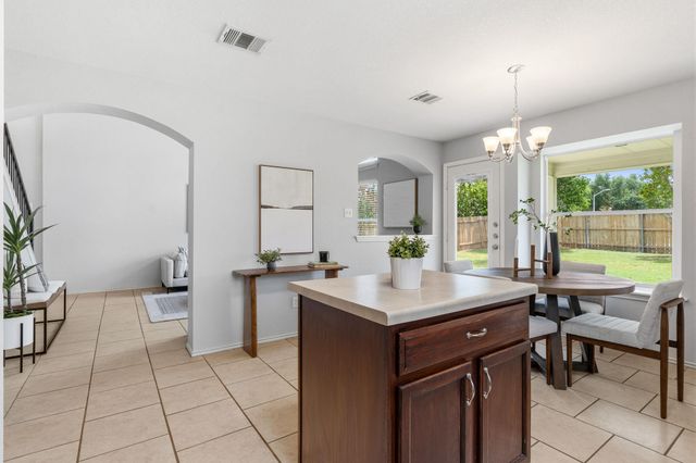 560 Woodsorrel WAY, Round Rock, TX 78665