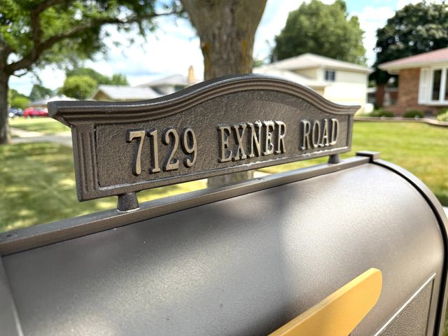 7129 Exner Road, Darien, IL 60561