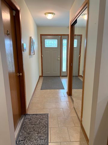 7129 Exner Road, Darien, IL 60561