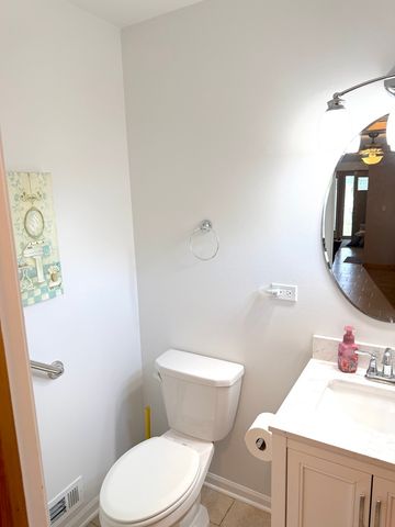 7129 Exner Road, Darien, IL 60561
