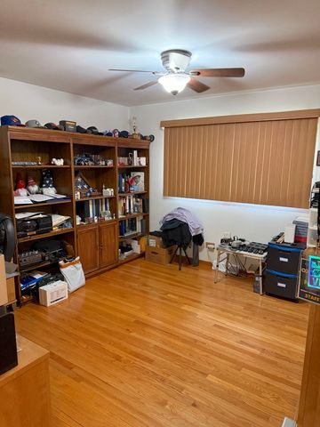 7129 Exner Road, Darien, IL 60561