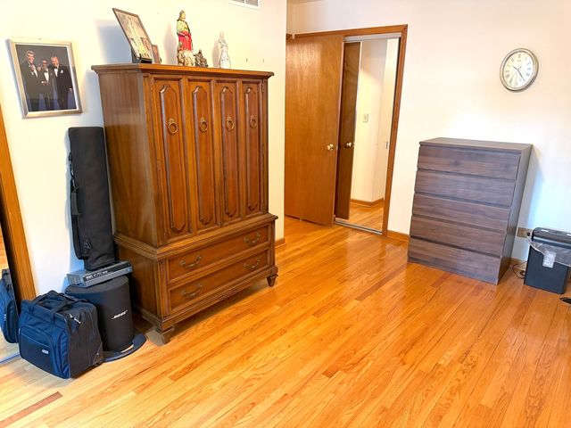 7129 Exner Road, Darien, IL 60561