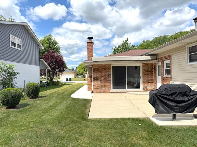 7129 Exner Road, Darien, IL 60561