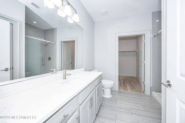 2501 Bienville Boulevard, 416, Ocean Springs, MS 39564