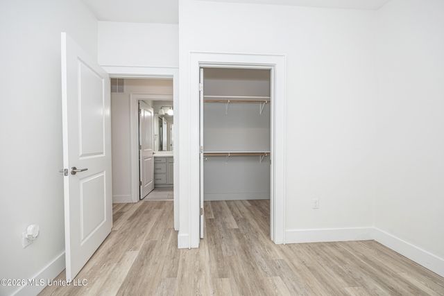 2501 Bienville Boulevard, 416, Ocean Springs, MS 39564