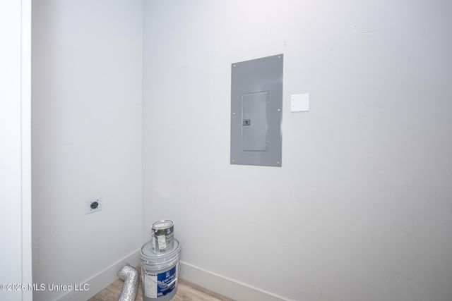 2501 Bienville Boulevard, 416, Ocean Springs, MS 39564