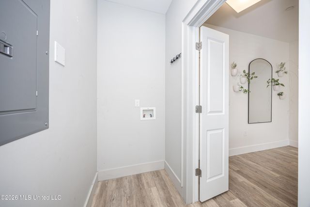 2501 Bienville Boulevard, 416, Ocean Springs, MS 39564