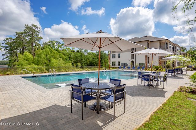 2501 Bienville Boulevard, 416, Ocean Springs, MS 39564