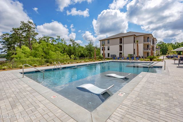 2501 Bienville Boulevard, 416, Ocean Springs, MS 39564