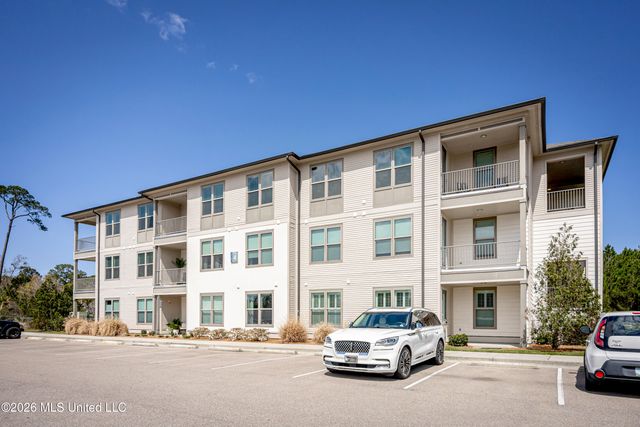 2501 Bienville Boulevard, 416, Ocean Springs, MS 39564