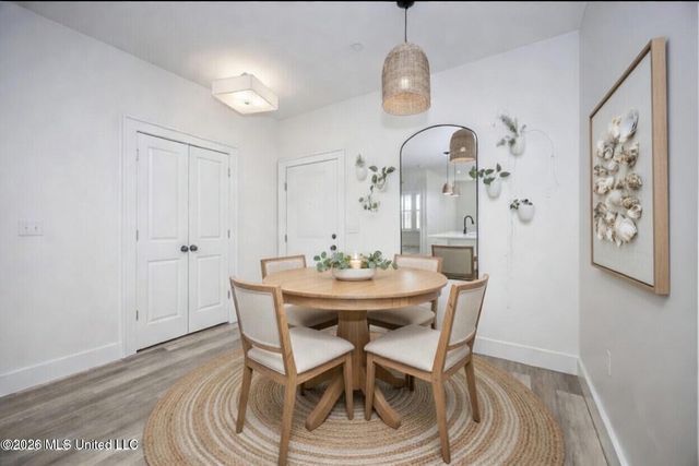 2501 Bienville Boulevard, 416, Ocean Springs, MS 39564