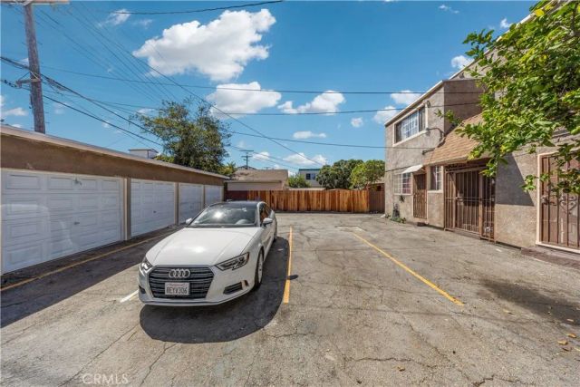 1528 2nd Avenue, Los Angeles, CA 90019