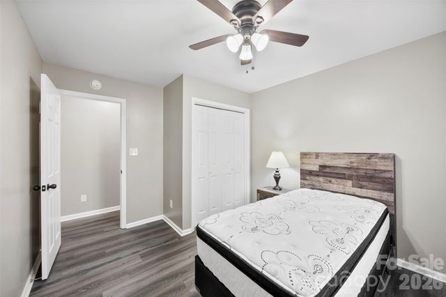 1045 Elizabeth Drive, Dallas, NC 28034