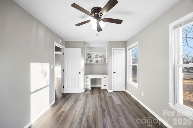 1045 Elizabeth Drive, Dallas, NC 28034