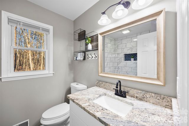 1045 Elizabeth Drive, Dallas, NC 28034