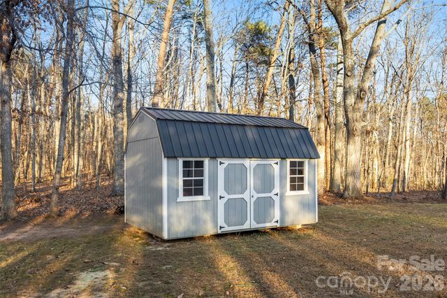 1045 Elizabeth Drive, Dallas, NC 28034