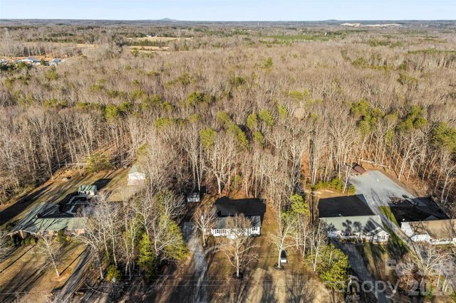 1045 Elizabeth Drive, Dallas, NC 28034