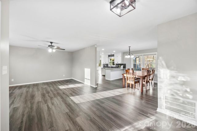 1045 Elizabeth Drive, Dallas, NC 28034