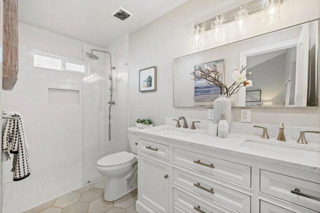 530 Barkentine Lane, Redwood City, CA 94065