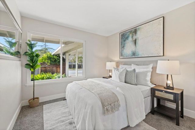 530 Barkentine Lane, Redwood City, CA 94065