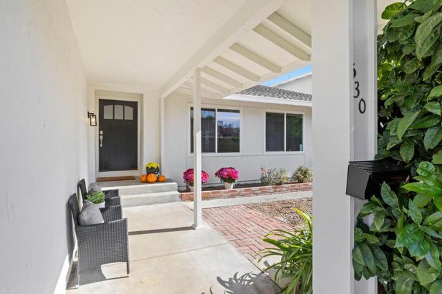 530 Barkentine Lane, Redwood City, CA 94065