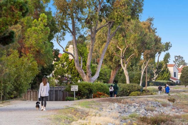 530 Barkentine Lane, Redwood City, CA 94065