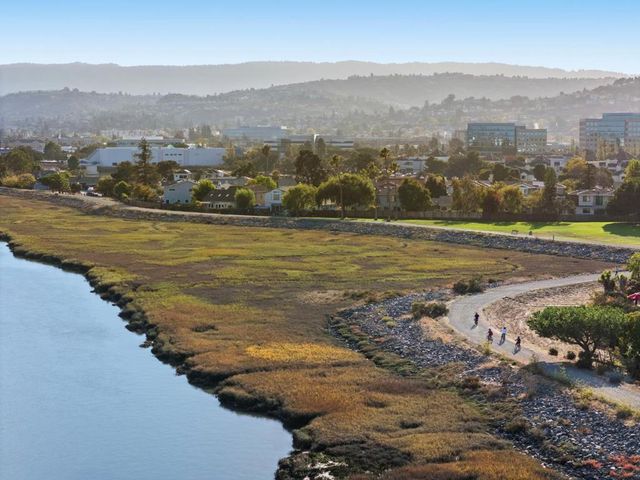 530 Barkentine Lane, Redwood City, CA 94065