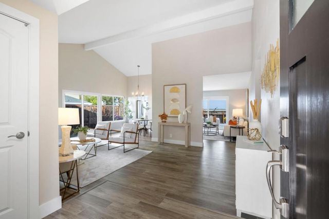 530 Barkentine Lane, Redwood City, CA 94065