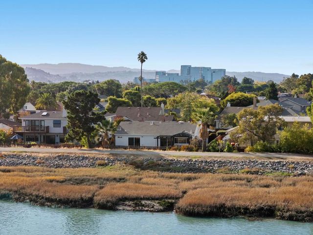 530 Barkentine Lane, Redwood City, CA 94065