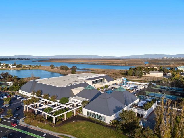 530 Barkentine Lane, Redwood City, CA 94065