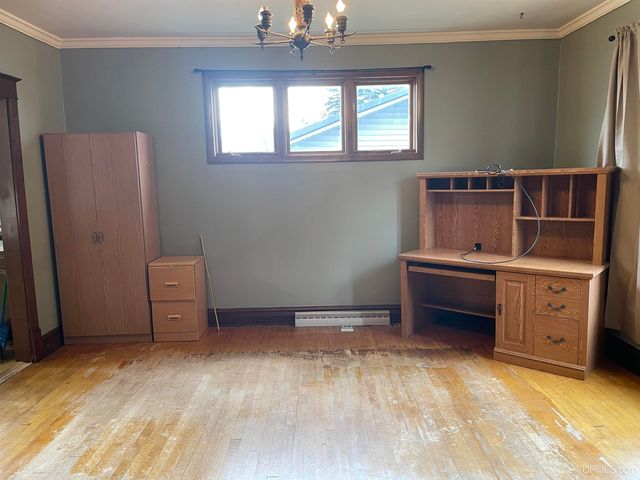 215 E Gogebic Street, Ironwood, MI 49938