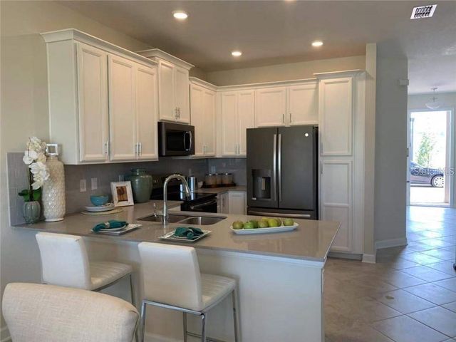 1205 ROYAL ST GEORGE BOULEVARD, Davenport, FL 33896