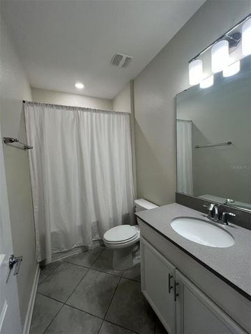 1205 ROYAL ST GEORGE BOULEVARD, Davenport, FL 33896