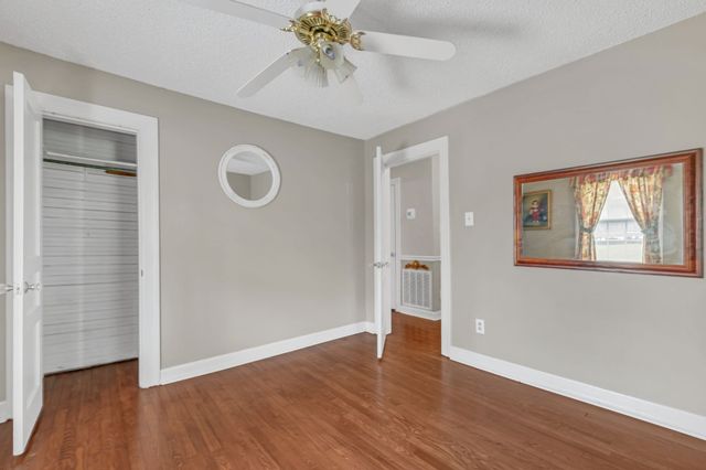 262 N Willomont Ave, Gallatin, TN 37066