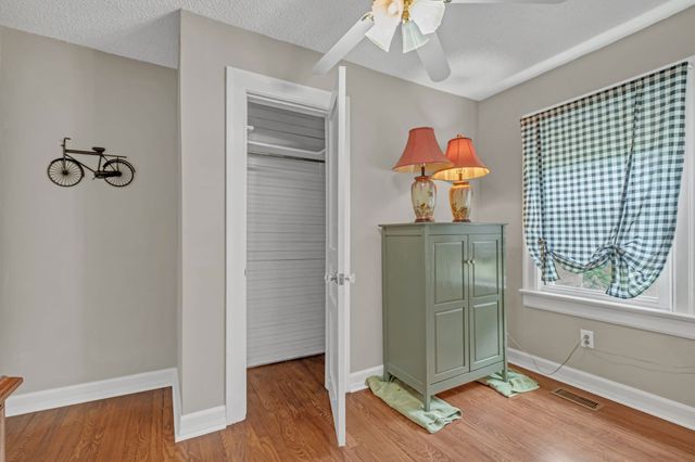 262 N Willomont Ave, Gallatin, TN 37066